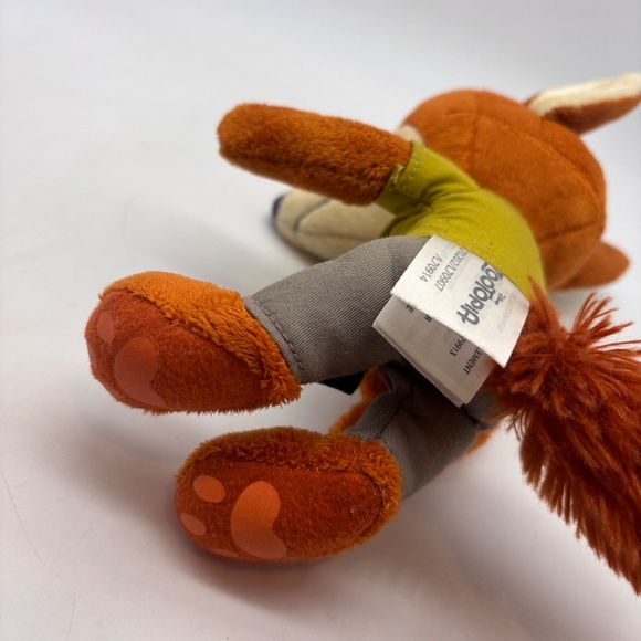 Disney Zootopia Zootropolis Nick Wilde Character 8" Plush Stuffed Animal - Picture 9 of 13